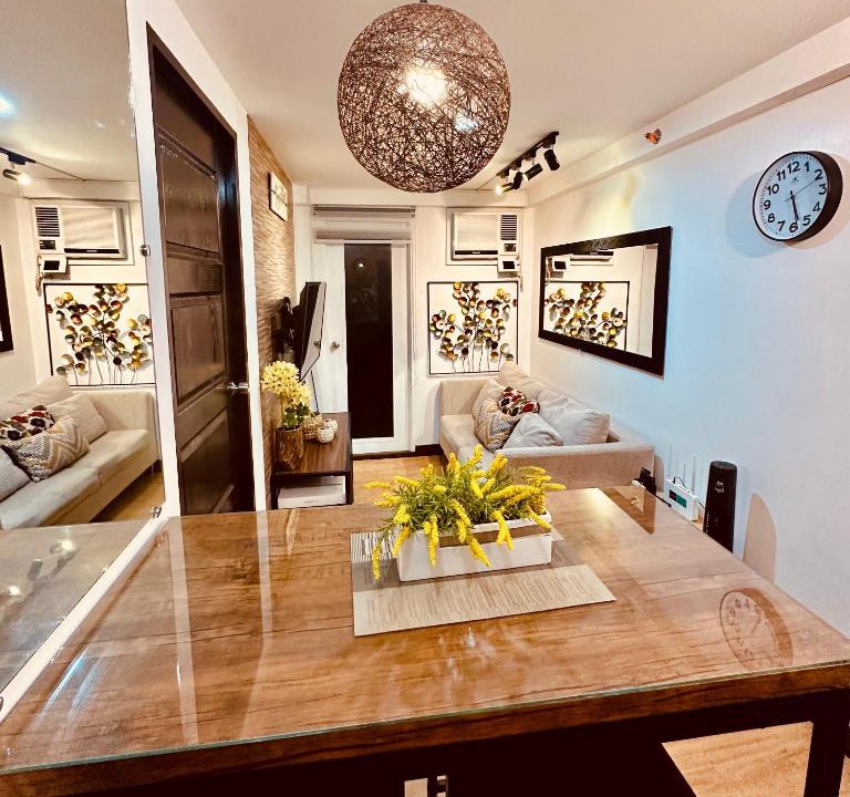 Sasa Apartment | Emotera Place @ Arezzo Place Davao