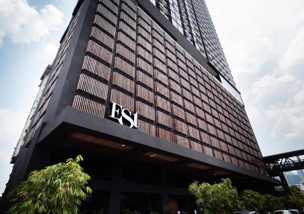 Brickfields Apartment | EST Suites Bangsar by Airhost
