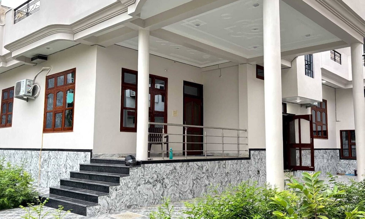 Varanasi Villa | Experience Authentic Varanasi: A Serene Luxurious Homestay: Close to City Centre