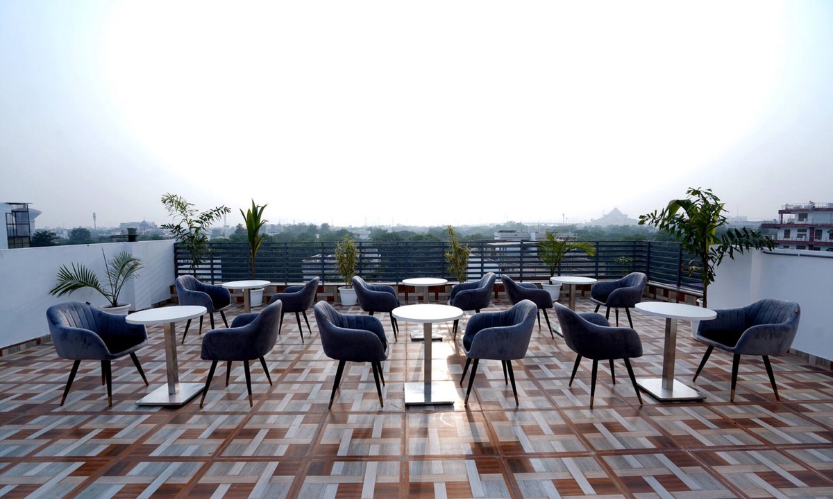Greater Noida Hotel | ExpoMart Inn