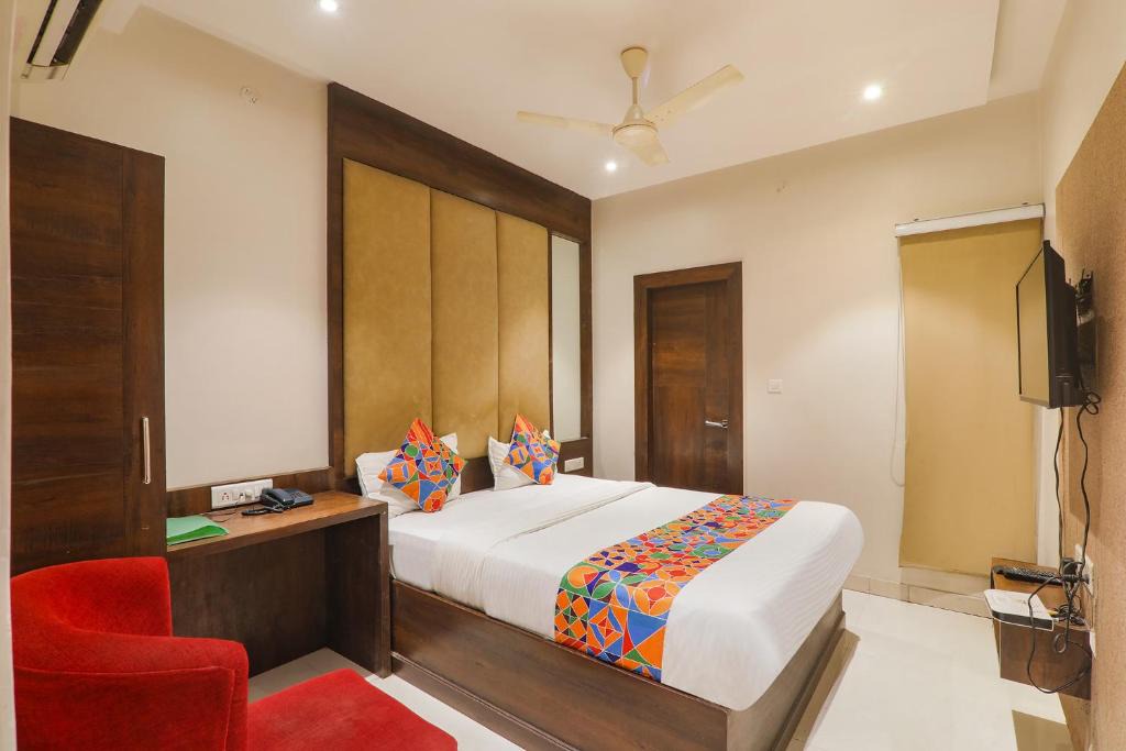Allahabad Hotel | FabExpress Stay Inn I
