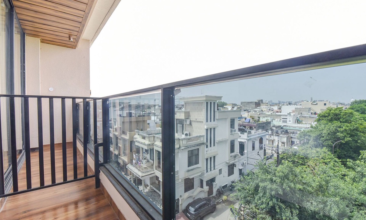 Malviya Nagar Hotel | Fabhotel Blooming Beds Pearl