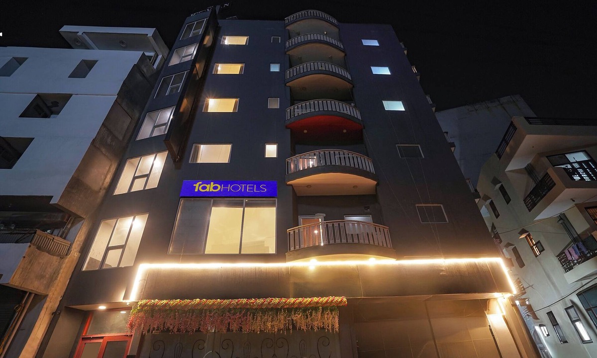 Baraula Hotel | Fabhotel Royale 49