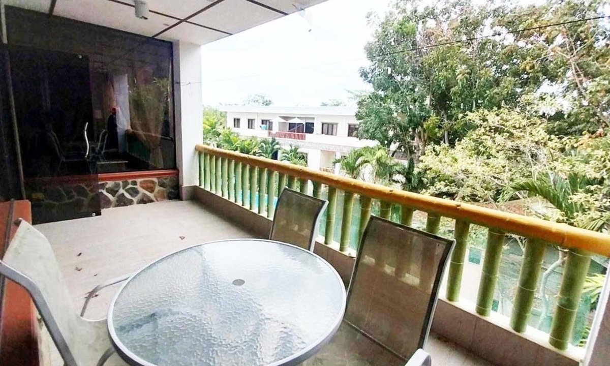 Tawala Apartment | Fabulous 4-bedroom penthouse close to Alona Beach. Pool, AC, gated, 24/7 guards
