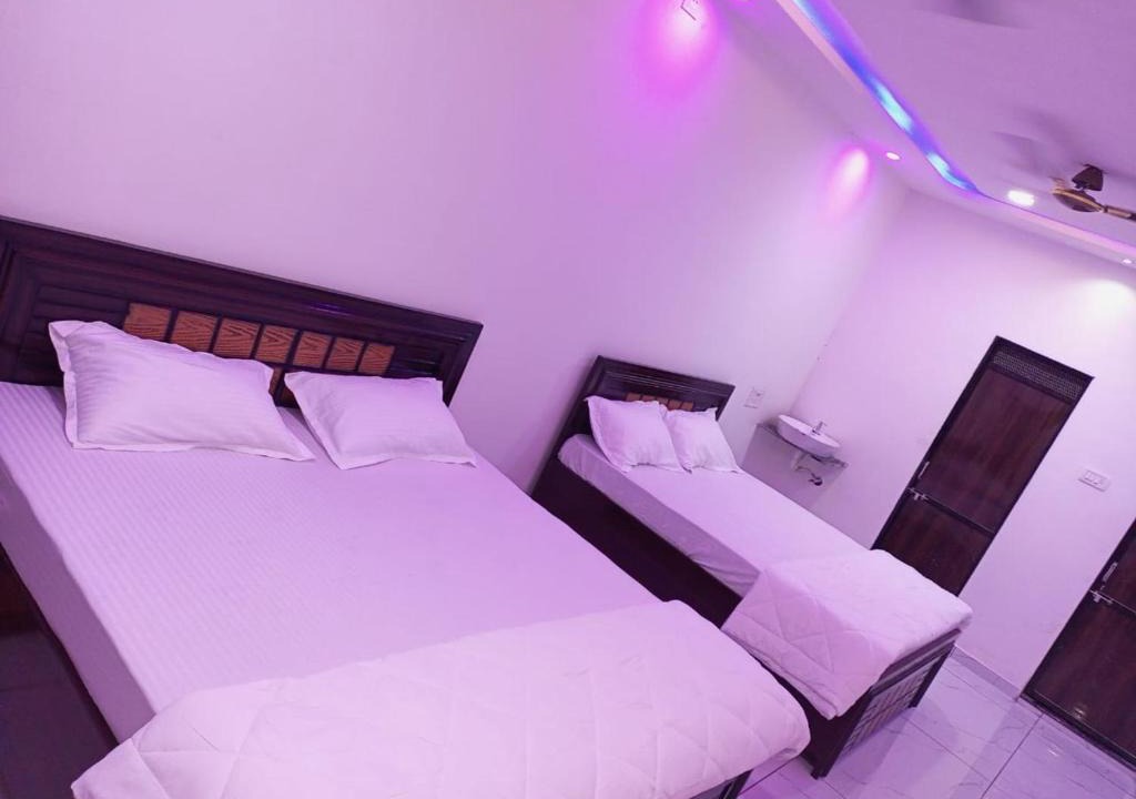 Rajpipla House | Family Home stay 2