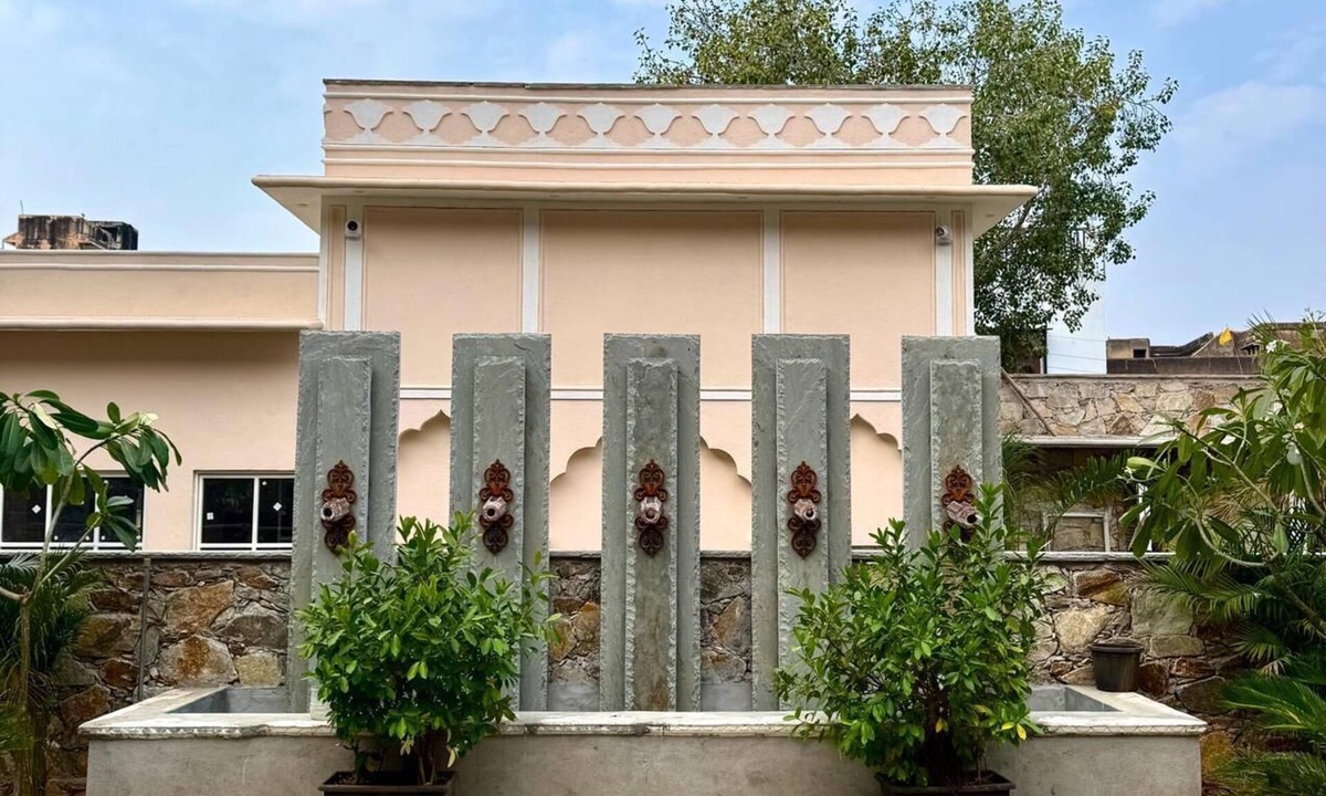 Mandawa Hotel | First Courtyard