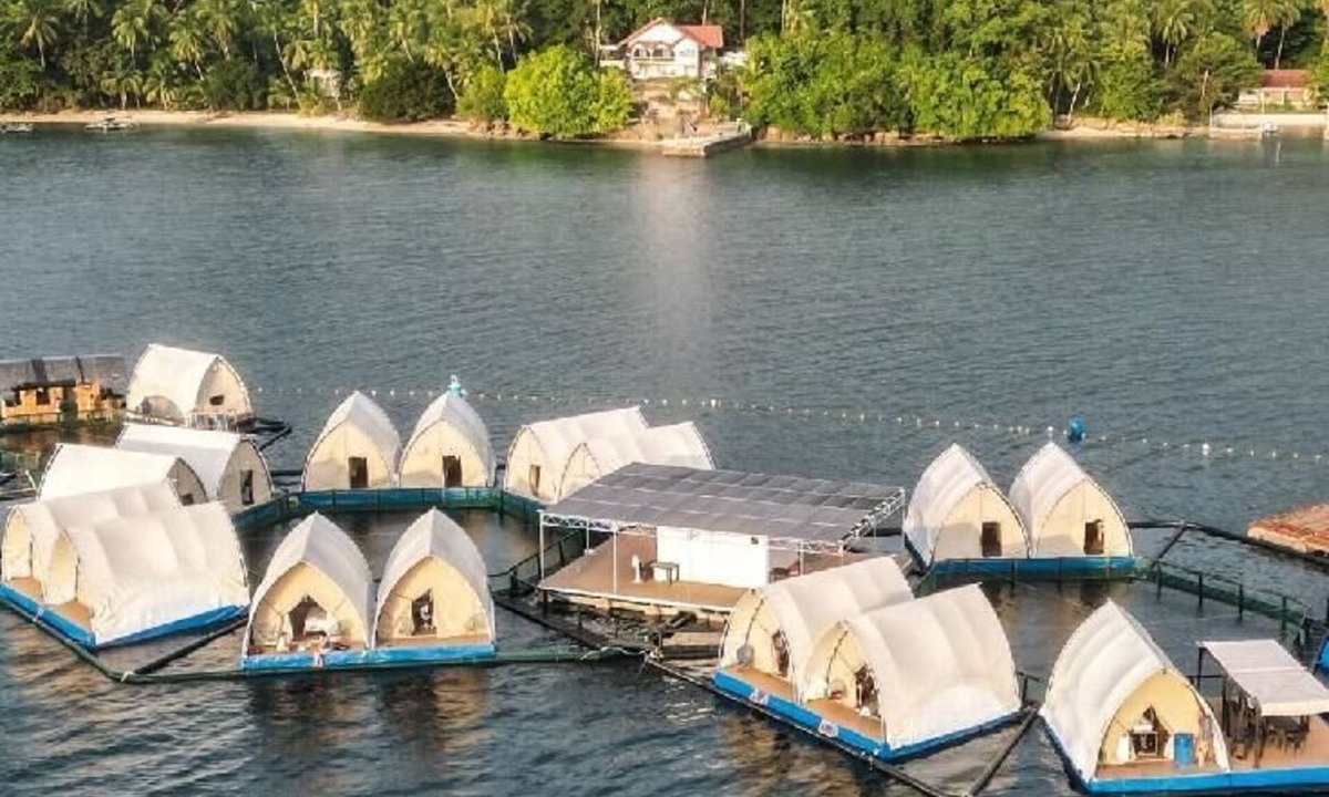 Kaputian Boat Rental | Floating Home in Reef Resort Unit 6