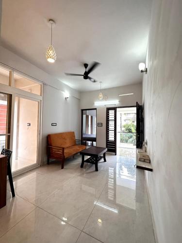 Thiruvananthapuram Apartment | G 5 Gayathri Enclave 2 Bedroom Fully Furnished Apt