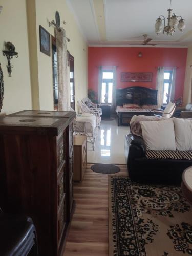 Varanasi House | Green Meadows Homestay