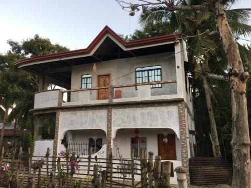 Masbate City Bed & Breakfast | Hardin ng Pawa Guesthouse