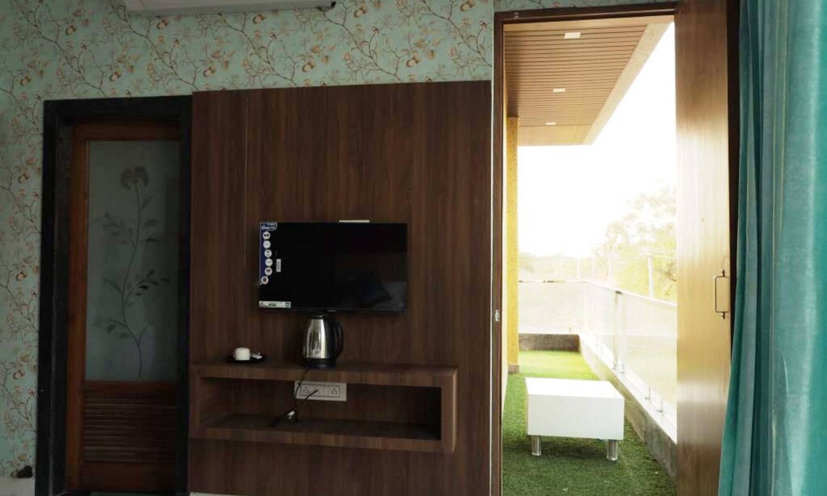 Udaipur Villa | Heaven Pool Villa Udaipur