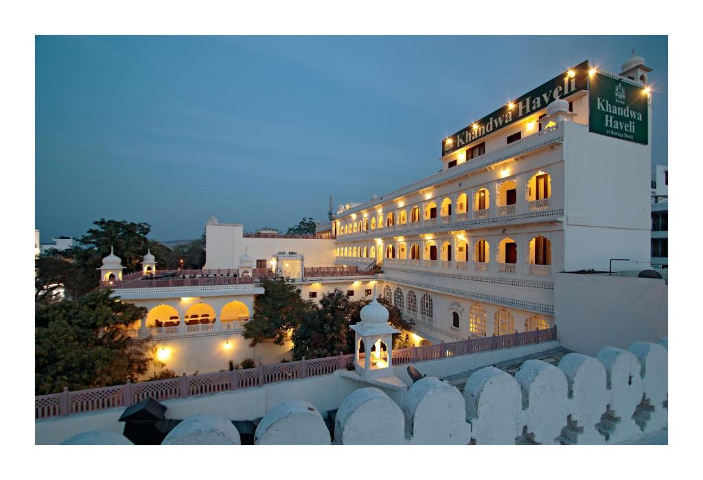 Vidhyadhar Nagar Hotel | Heritage Khandwa Haveli