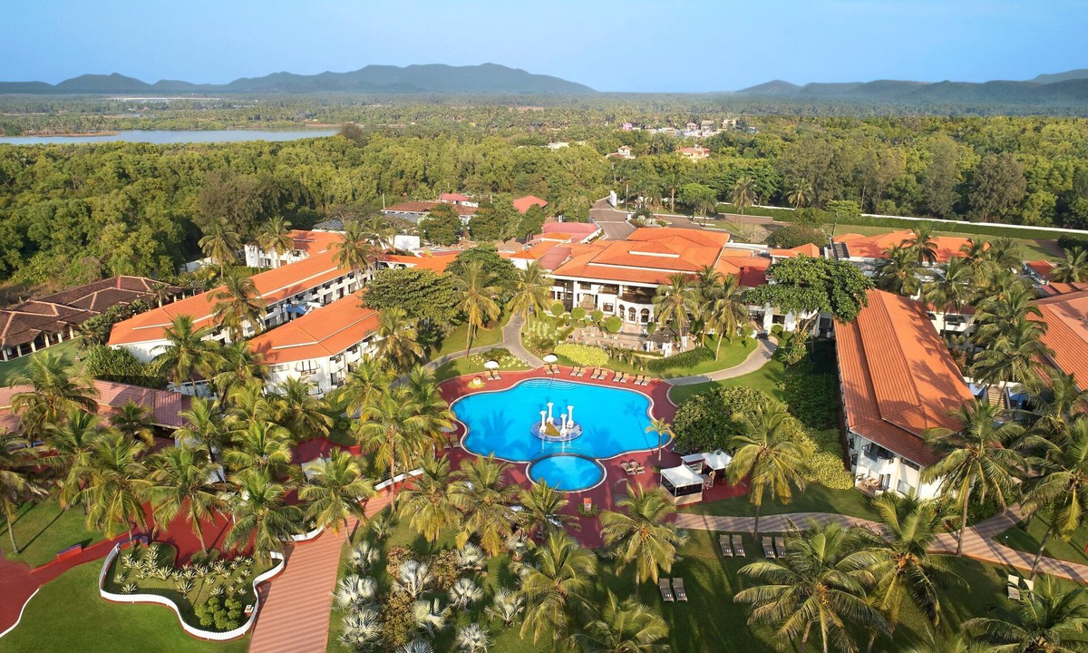 Cavelossim Resort | Holiday Inn Resort Goa by IHG