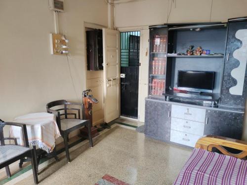 Mahim House | Home away from home
