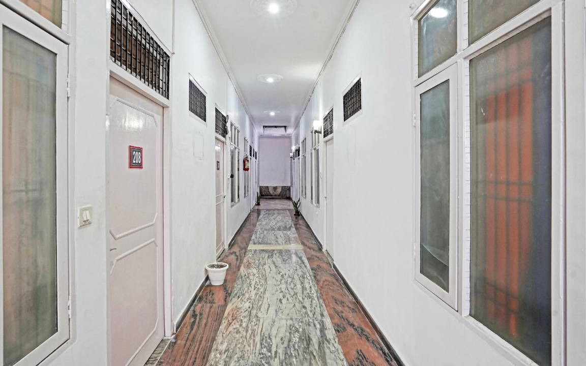 Ghaziabad Hotel | Hotel ∙ 3 guests
