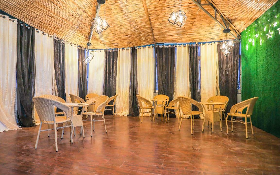 Gurugram Hotel | Hotel ∙ 3 guests
