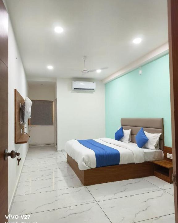 Anand Hotel | Hotel Akruti Inn