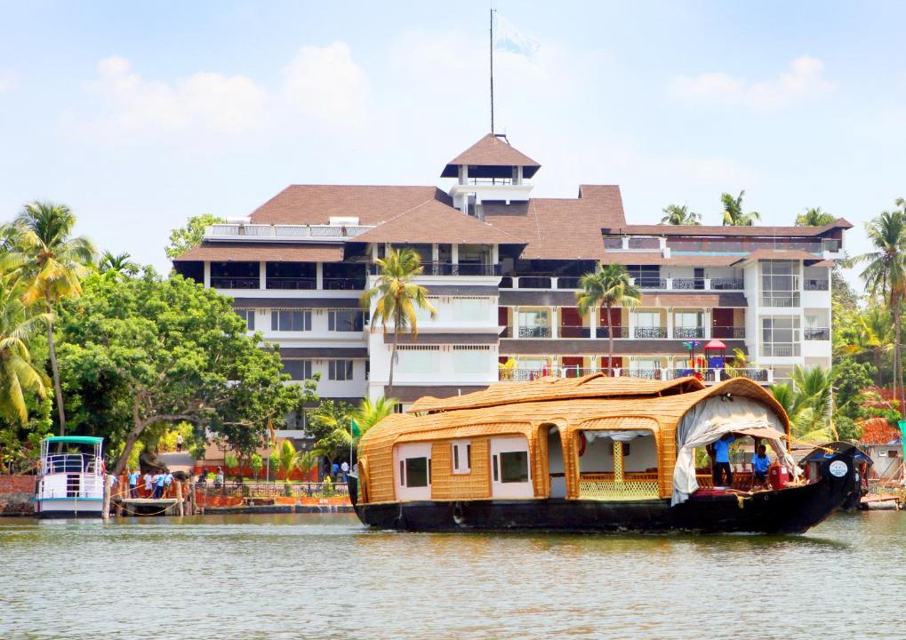 Mathilil Hotel | Hotel All Season