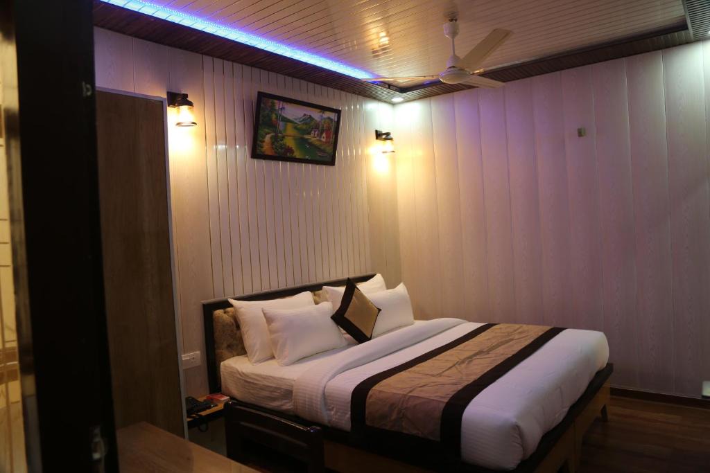 Durgapura Hotel | hotel bamboo castle