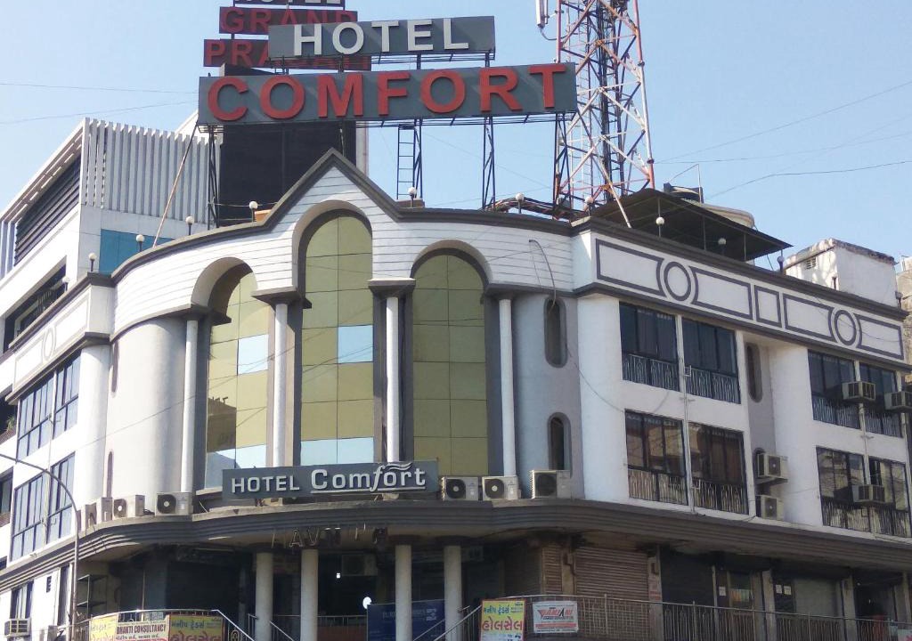 Surat Hotel | Hotel Comfort - Near Railway Station Surat, Gujarat