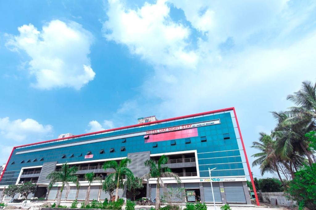 Kamrej House | HOTEL DAY NIGHT STAY