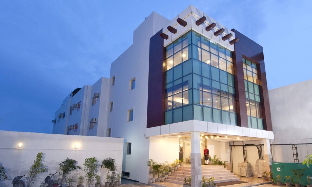 Rakabganj Hotel | Hotel Deviram Palace