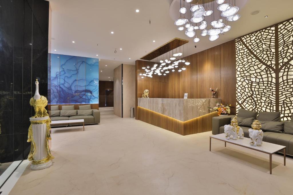 Surat Hotel | Hotel Elements