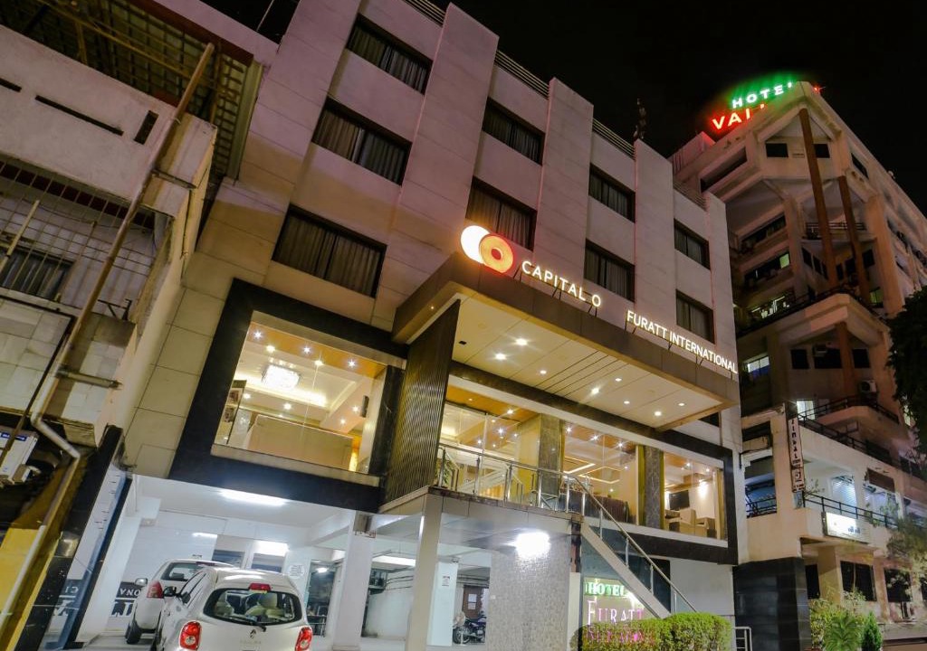Sayajiganj Hotel | Hotel Furatt International