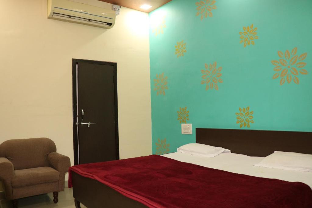 Chittorgarh Hotel | Hotel Ganesh & Restaurant