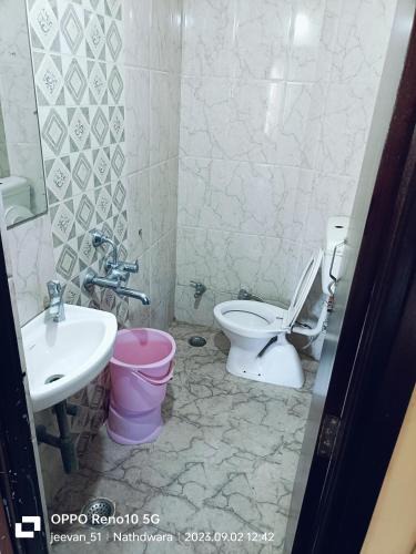 Nathdwara House | Hotel Gopi Vallabh