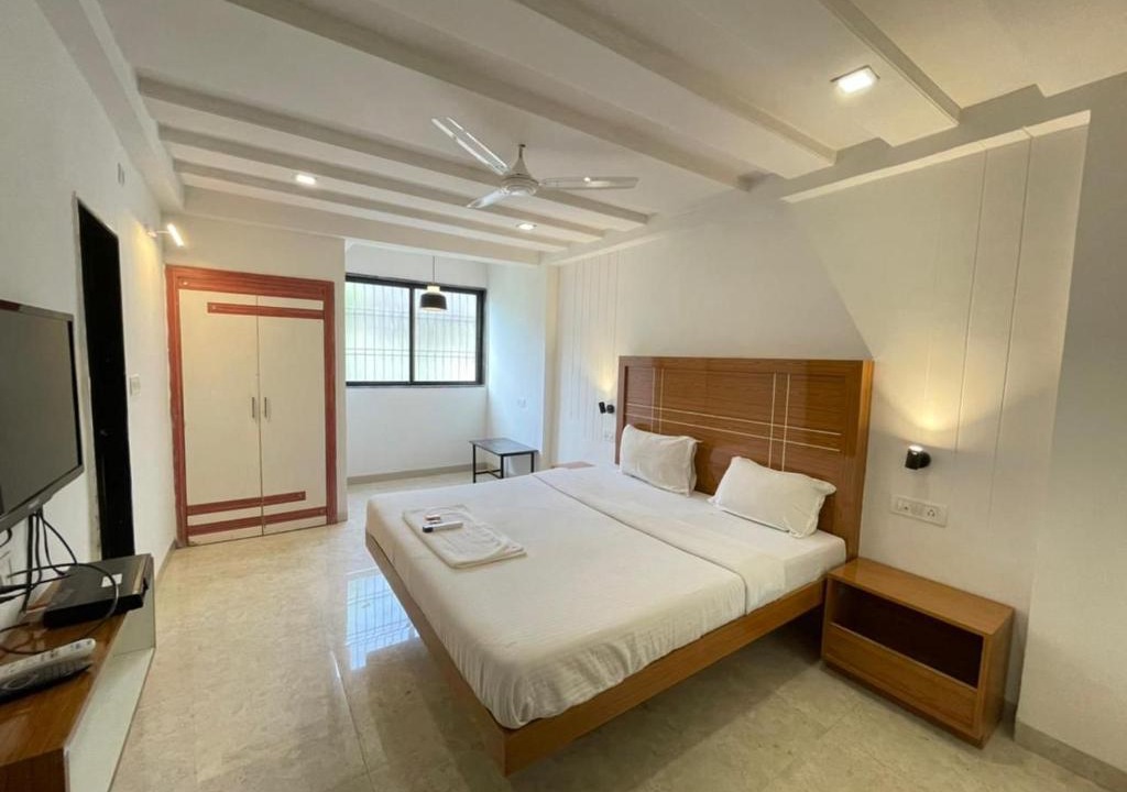 Cidco Hotel | Hotel Holiday Pride