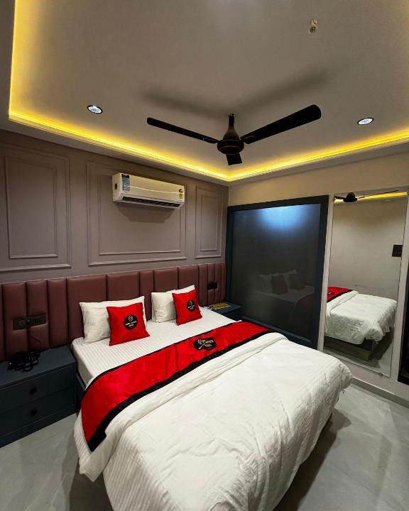 Surat Hotel | Hotel Merito Surat