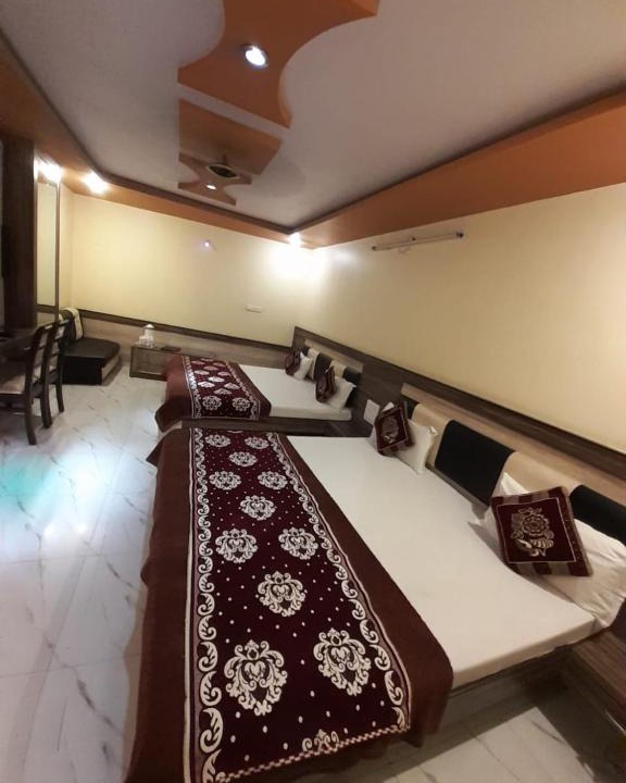 Subhash Nagar Hotel | Hotel Metro Inn