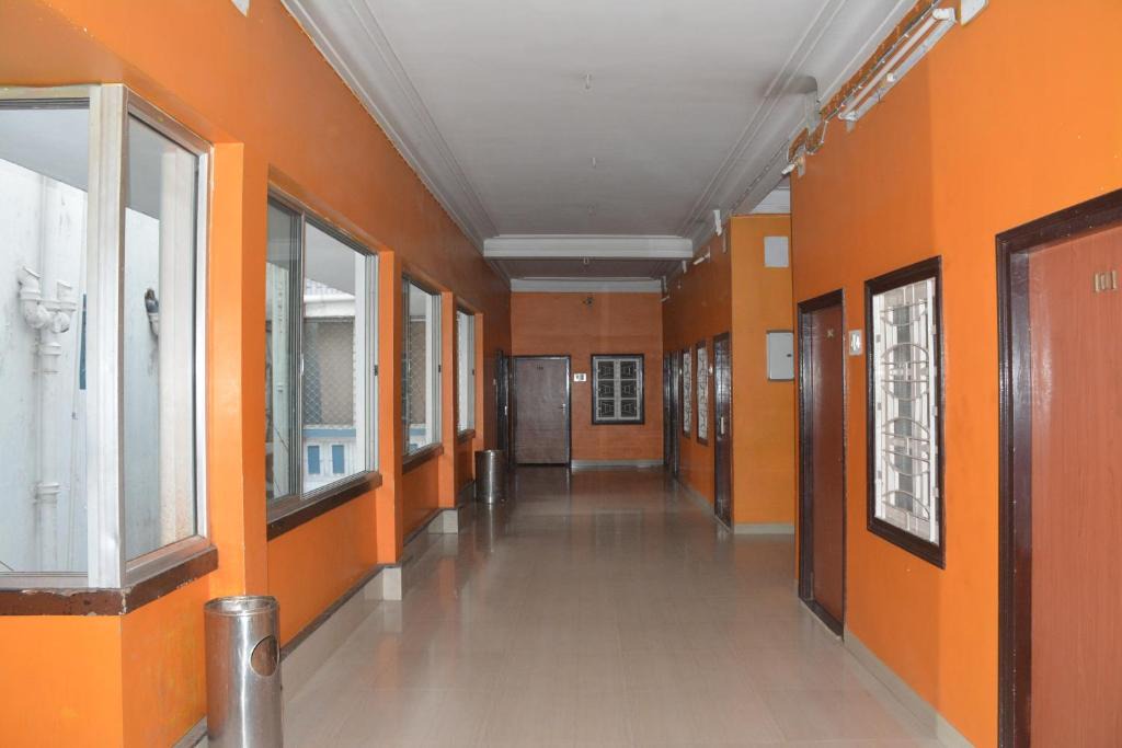 Laheriasarai Hotel | Hotel Naveen Residency