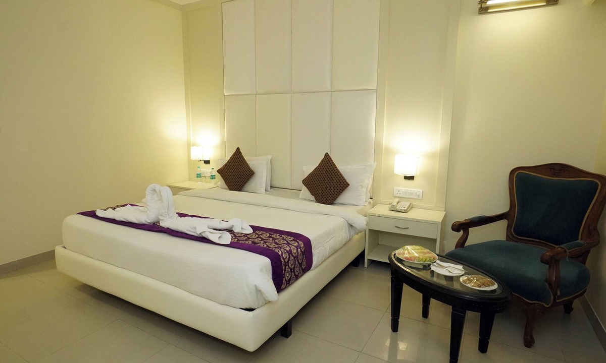 Gopalbari Hotel | Hotel Om Tower & Revolving Restaurant