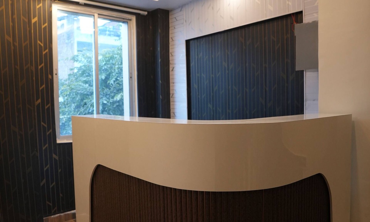 Civil Lines Hotel | Hotel Rajmahal Palace