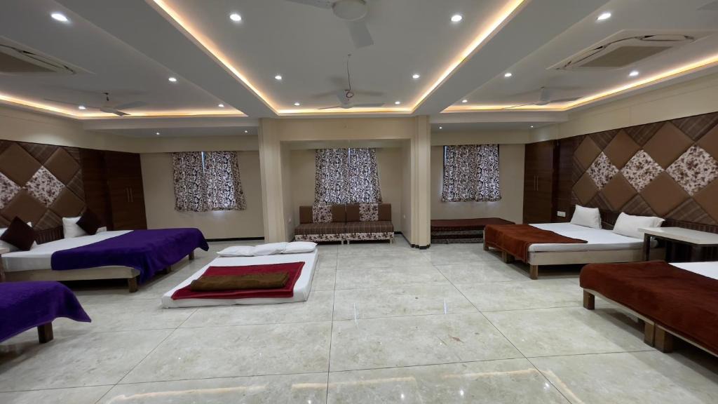 Ujjain Hotel | Hotel Ram