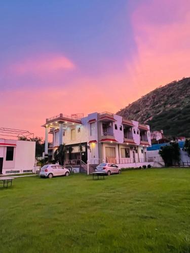 Alwar Hotel | Hotel & Resort Virasat inn