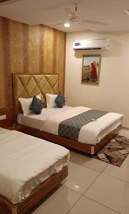 Vadodara House | HOTEL RR