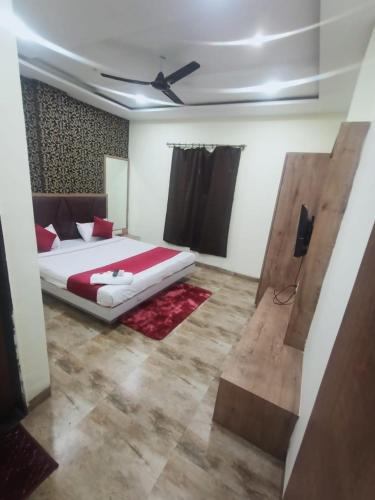 Rau House | Hotel Shankar homes