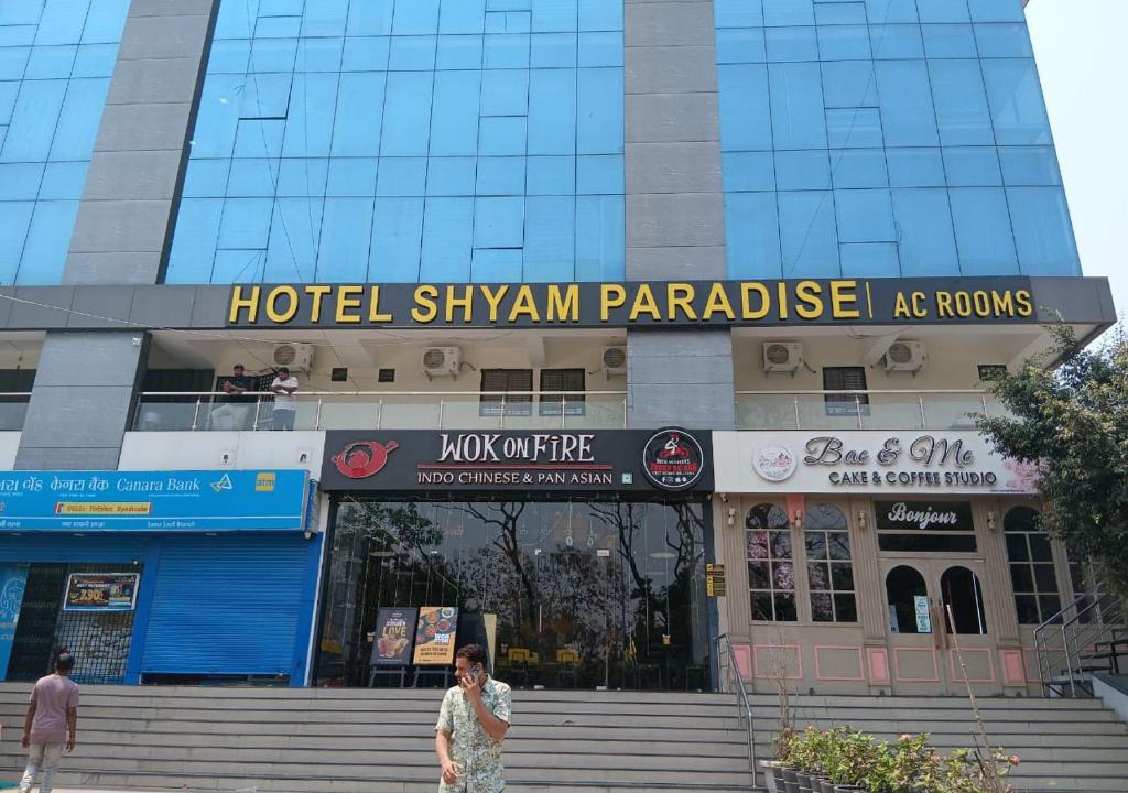 Savli Hotel | Hotel Shyam Paradise
