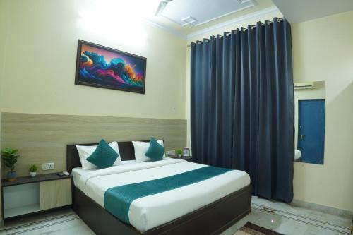Malviya Nagar Hotel | Hotel Silver Stay
