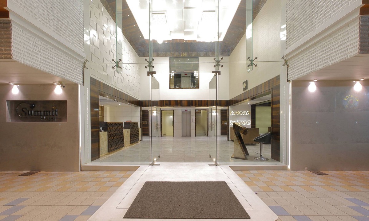 Ellis Bridge Hotel | Hotel Summit