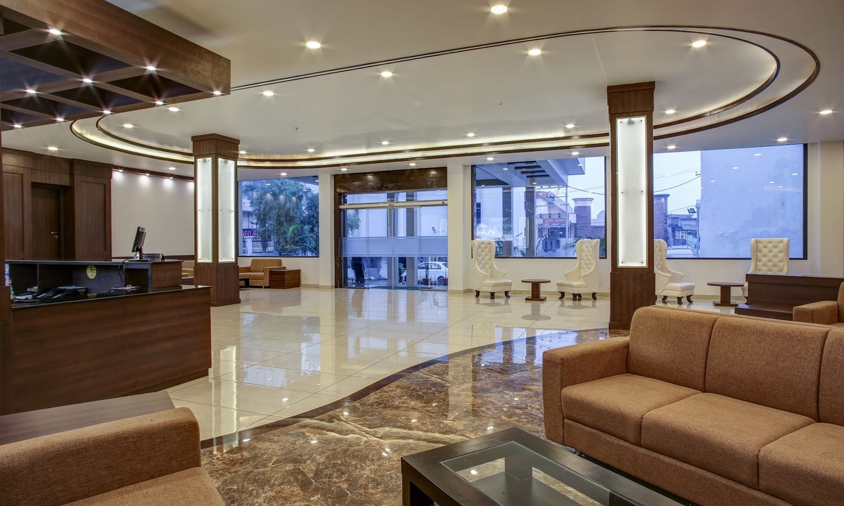 Katra Hotel | Hotel The Royal Krishna