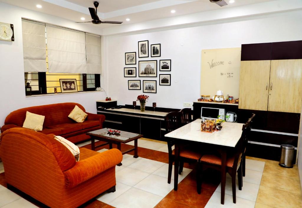 New Delhi Bed & Breakfast | Indee home