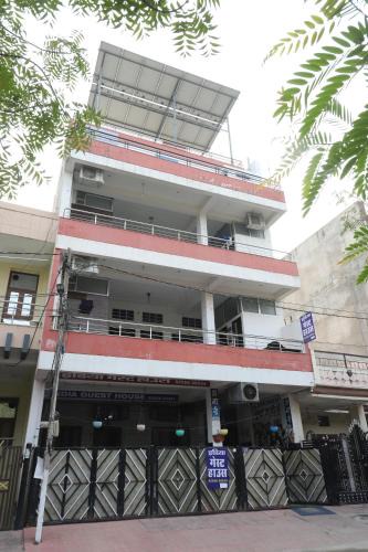 Sanganer Hostel | India Guest House
