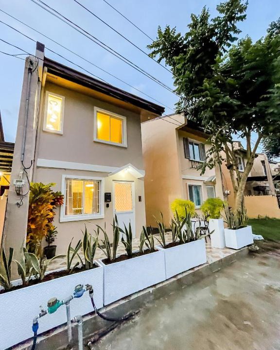 Butuan House | Isha's Place Self Check-In 2BR Netflix WiFi Camella Homes Villakananga
