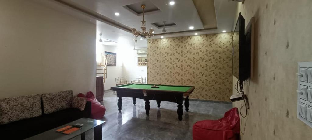 Bani Park Bed & Breakfast | Jaipur Bed N Breakfast