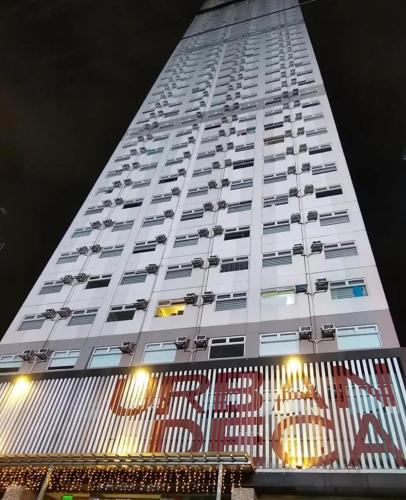 Highway Hills Apartment | Jam Reid Condotel Mandaluyong