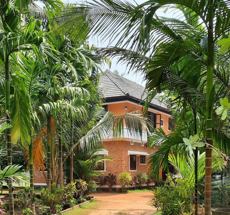 Vaikom House | Joan's Homestay Near Kumarakom